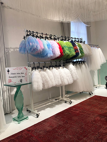 新宿オフィスボーン販売とご挨拶 子供 大人のバレエ衣裳 衣装 バレエ用品レンタル アトリエヨシノ 新宿オフィスボーン販売とご挨拶 子供 大人のバレエ衣裳 衣装 バレエ用品レンタル アトリエヨシノ